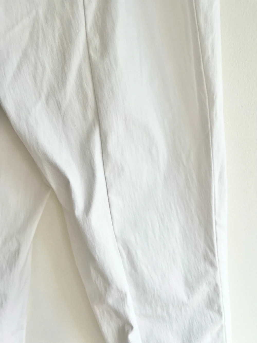 Motherhood Maternity White Casual Pull-On Dress Pants | Women’s Large